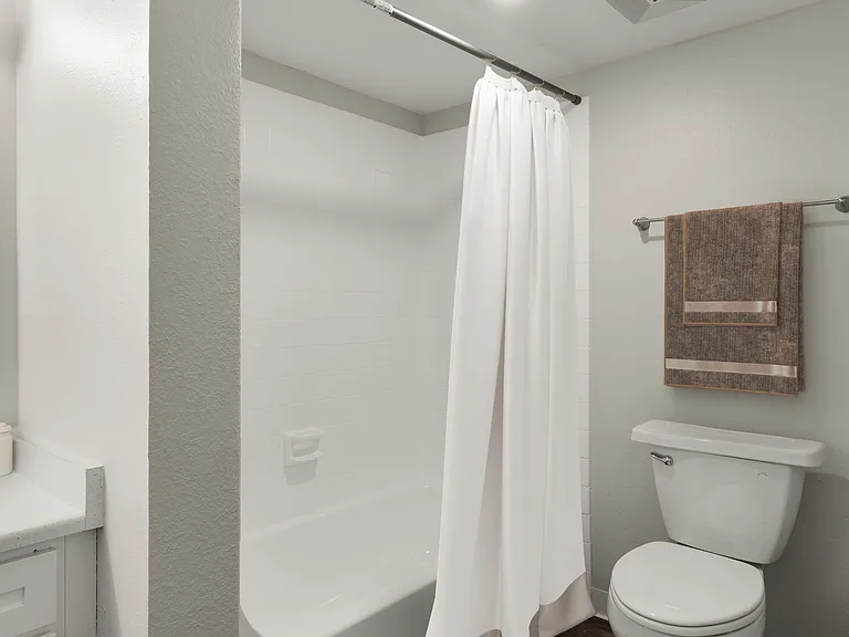 The Bathroom at Hilltop View Apartments