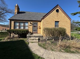 8513 Plainfield Rd, Cincinnati, OH 45236