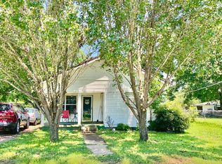 89 Hutchinson St, Caledonia, MS 39740
