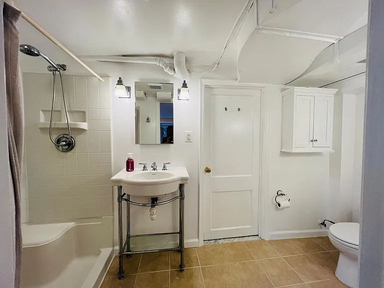 2220 Primrose Dr — Photo 24