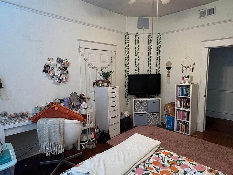 119 Ashley Ave #A — Photo 9