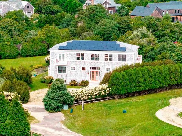98 Edgartown Bay Rd, Edgartown, MA 02539