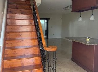 2375 W 74th St APT 105-6, Hialeah, FL 33016