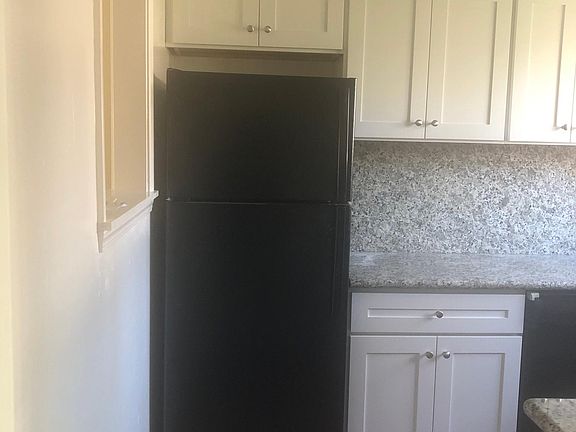 4th image of 1023 Sevier Ave