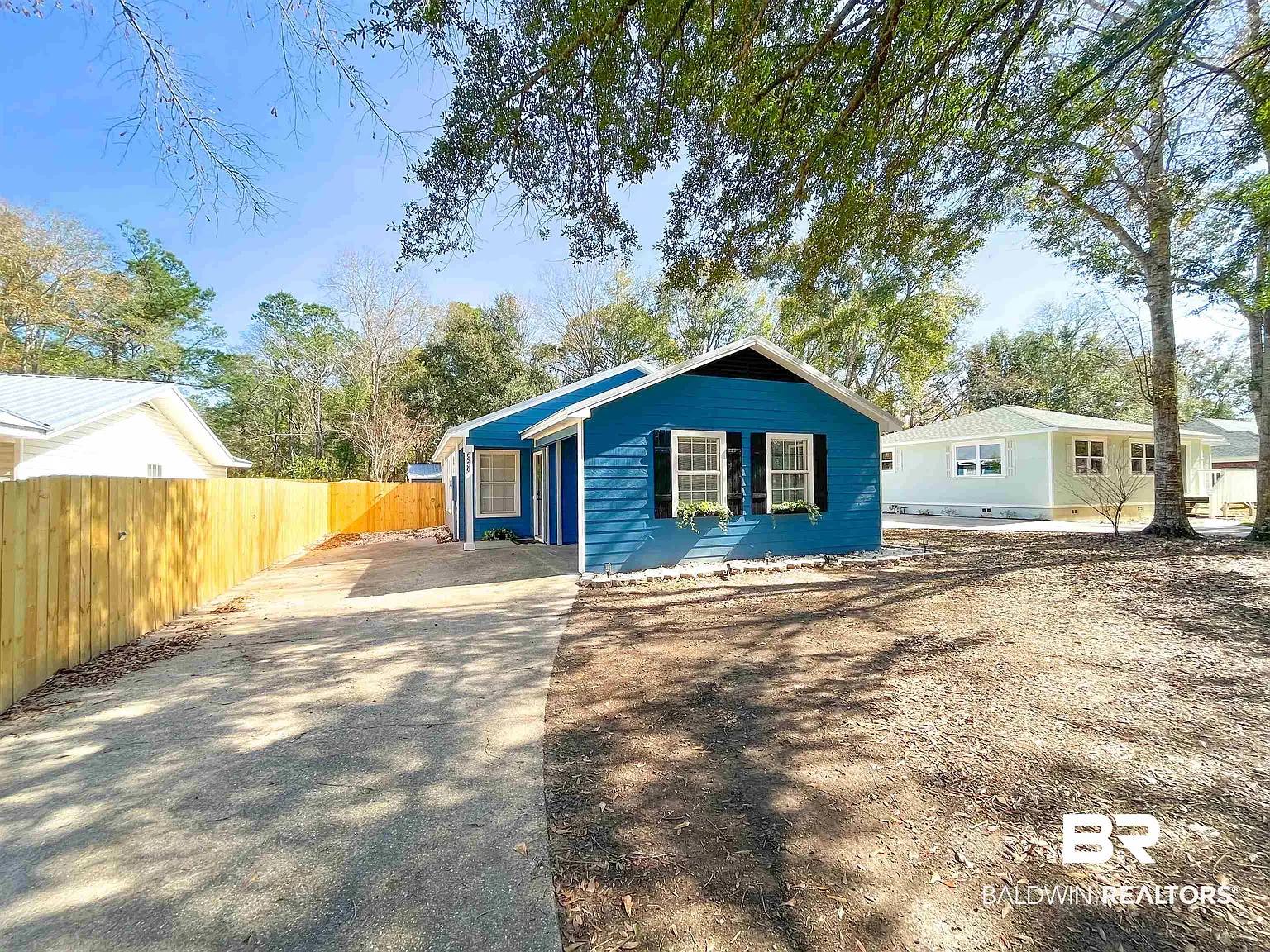 2 bed, 1.0 bath, 872 sqft, $1,800 — Photo 3