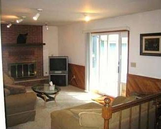 3rd image of 662 Berkshire Dr