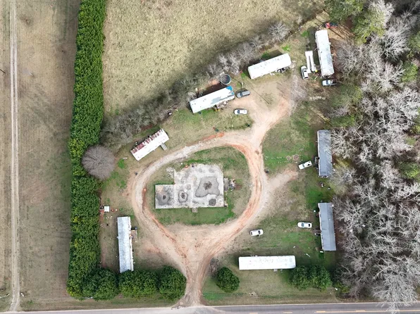 4334 Log Cabin Rd, White Plains, GA 30678