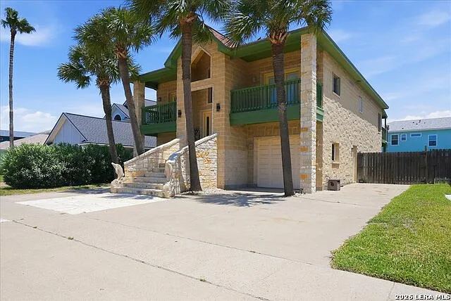 4 bed, 3.0 bath, $3,700 — Photo 4