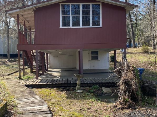 202 Golden Slipper Rd, Ringgold, LA 71068