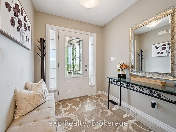 4th image of 43 Goldenview Dr