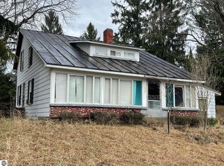 6384 Farrell Rd, Central Lake, MI 49622