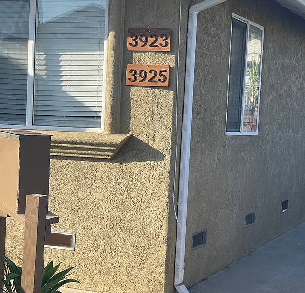 3923 Franklin Ave — Photo 8