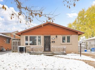 58 Villeneuve Cres, London, ON N5V 1M8