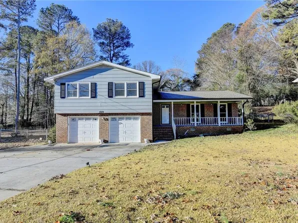 1249 Renee Dr, Lilburn, GA 30047