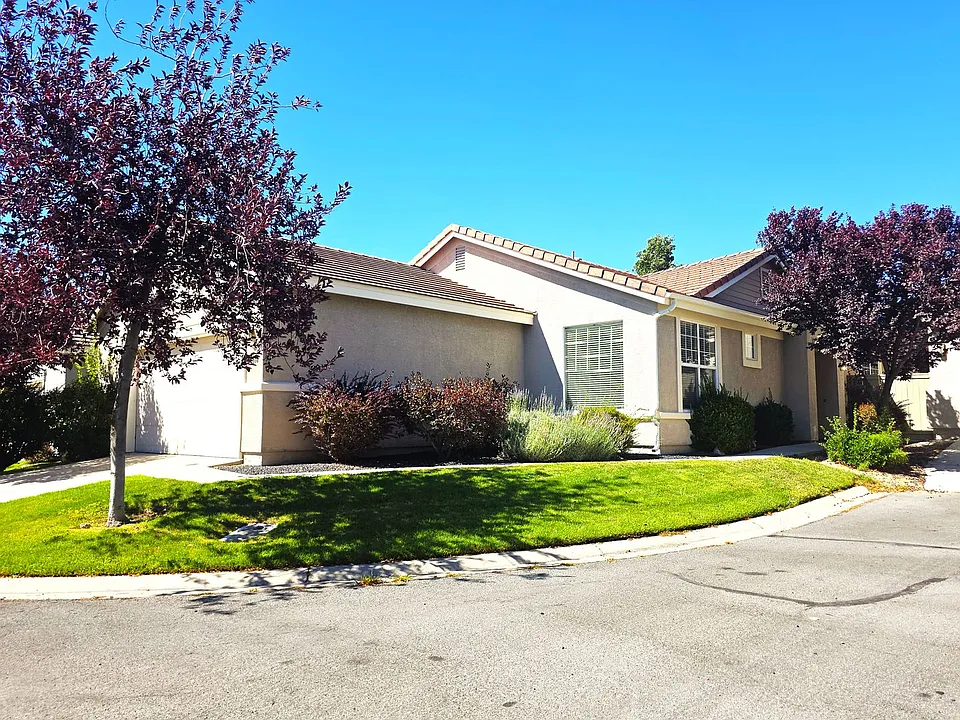 10510 Iron Point Cir