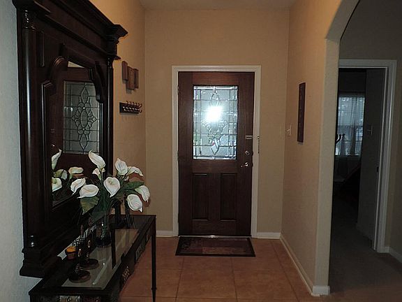 Tiled Entry with Great Open Floorplan1