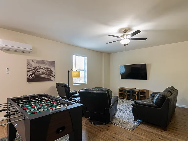 438 Furlough Dr — Photo 34