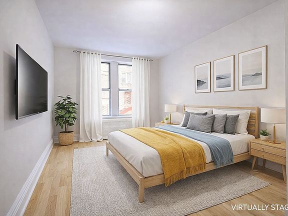 3rd image of 156-08 Riverside Dr W APT 1K