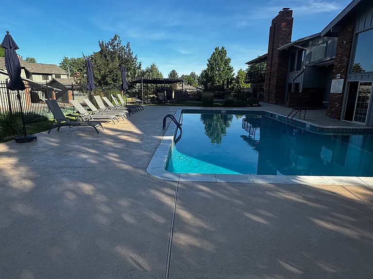 1404 Adriel Dr #1 — Photo 18