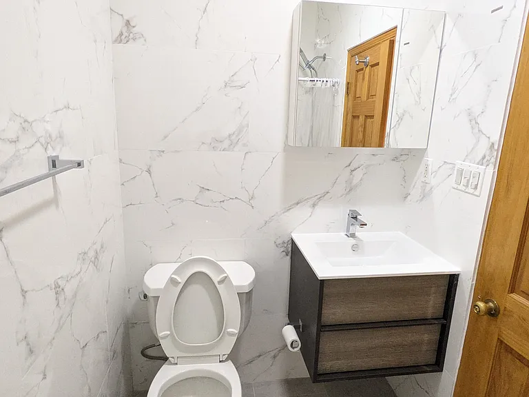 51 E Houston St #4B — Photo 7
