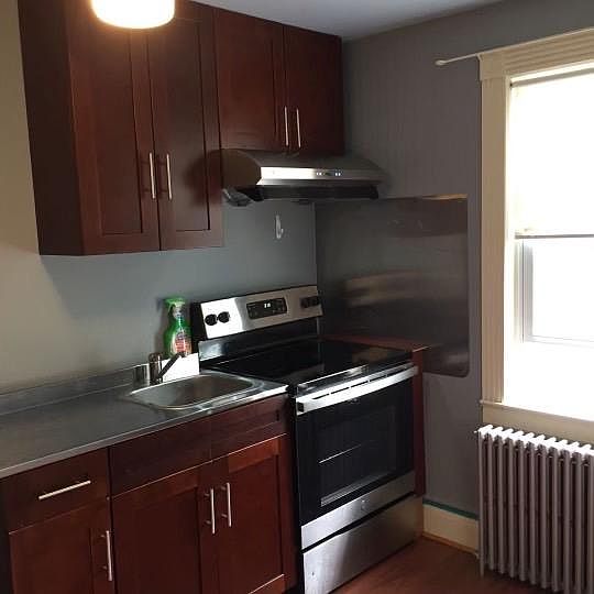 1st image of 12 Chestnut St Floor 2