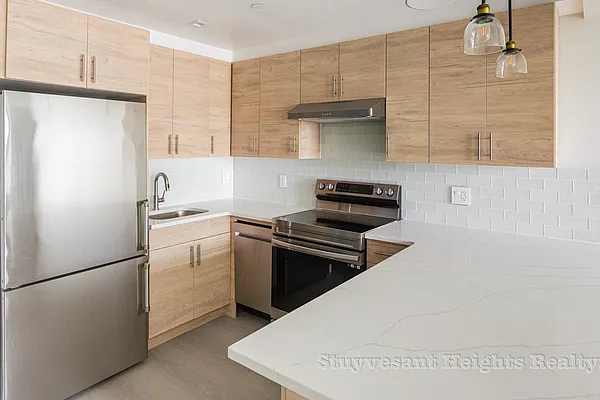 Rented by Stuyvesant Heights Realty Corp | media 40