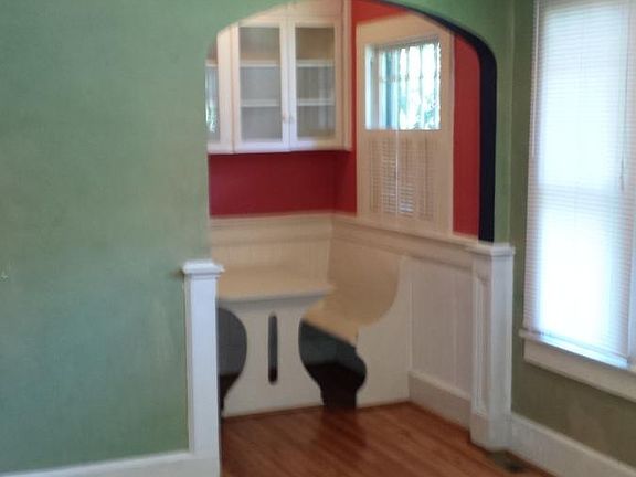 Dining Room & Breakfast Nook