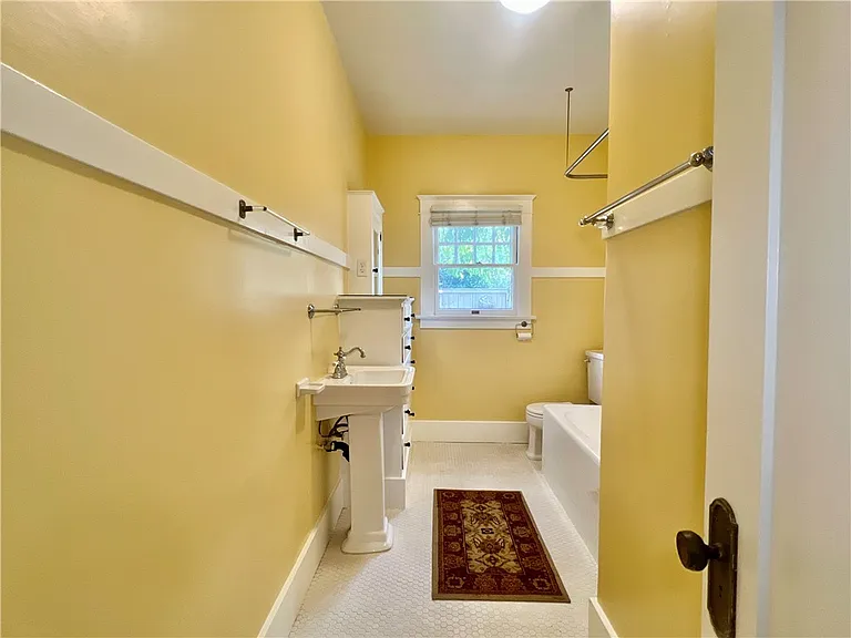 115 W Stueckle Ave #3 — Photo 11