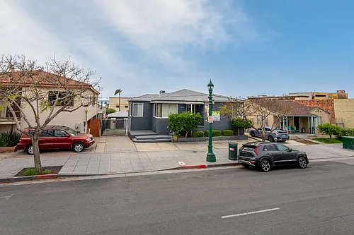2326 India St Photo 1