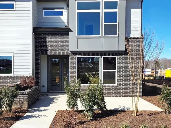 24 Quietwood Way, Pittsboro, NC 27312