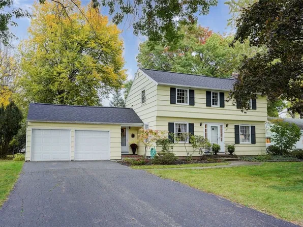 84 Poplar Way, Rochester, NY 14618