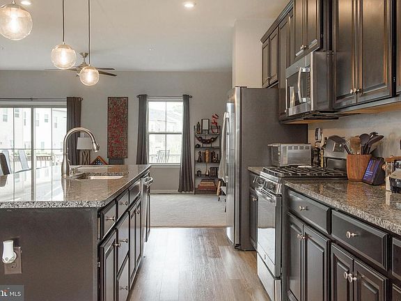 4th image of 8268 Kippis Rd