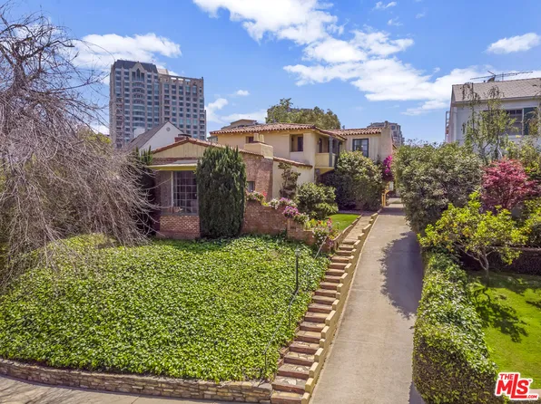 957 Manning Ave, Los Angeles, CA 90024