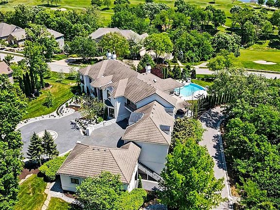 2nd image of 6924 Watsons Country Ln