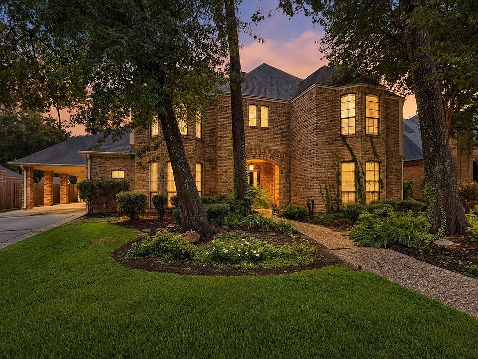 1st image of 6015 Spanish Oak Way