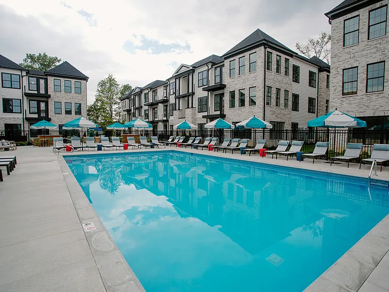 Dalton Residences — Photo 20