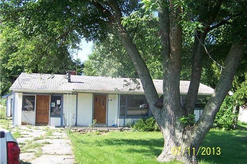 1st image of 632 W 61st Ave