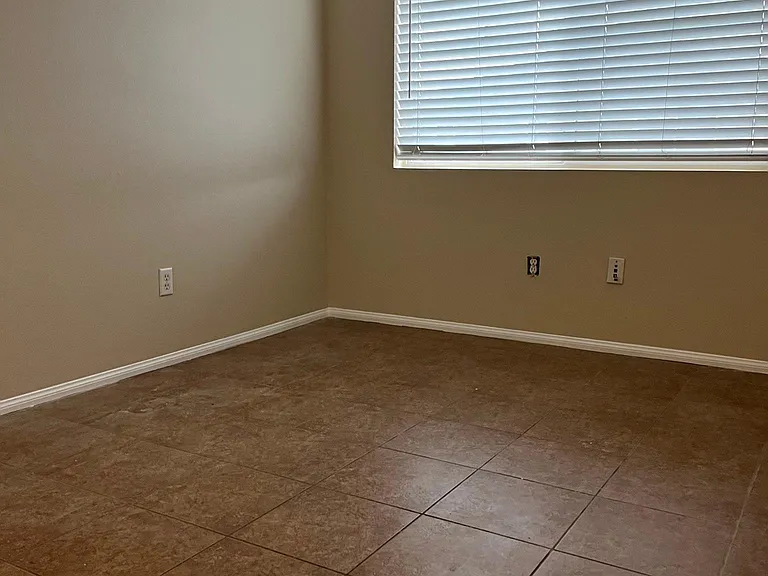 1429 Ledgestone Ln — Photo 17