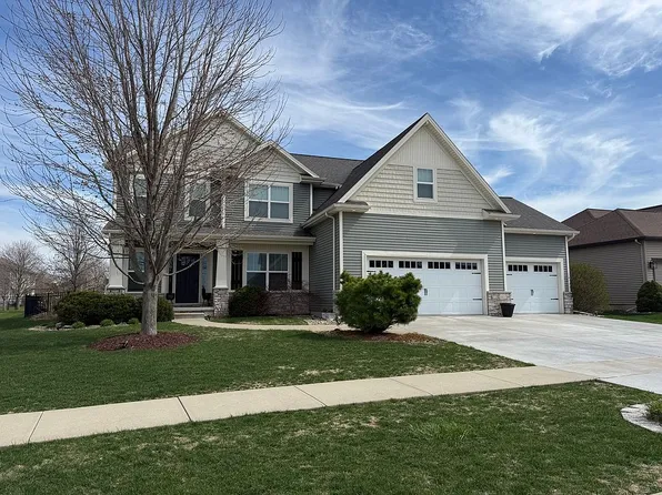 2925 Glendale Ln, Normal, IL 61761