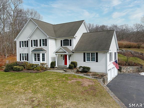 2nd image of 98 Hopewell Woods Road