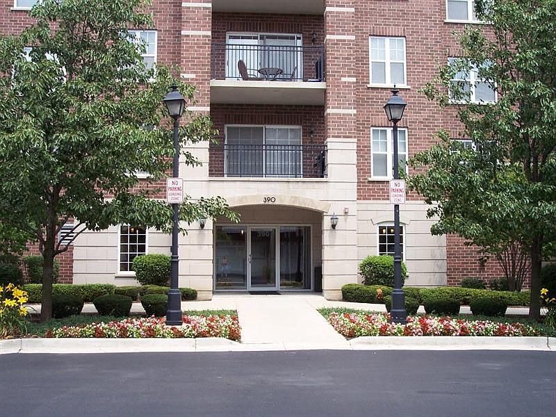 1st image of 390 W Mahogany Ct Unit 209