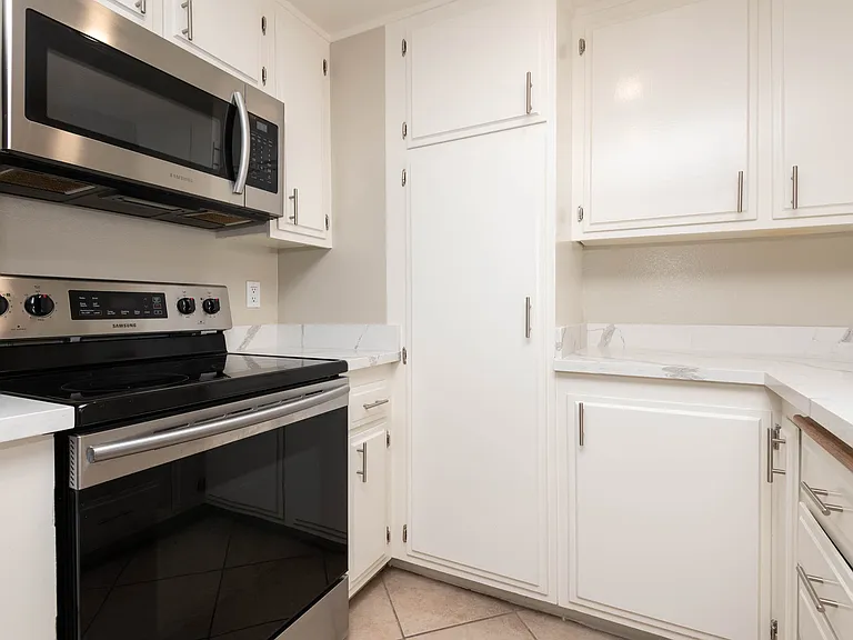 11757 Kiowa Ave #7 — Photo 7