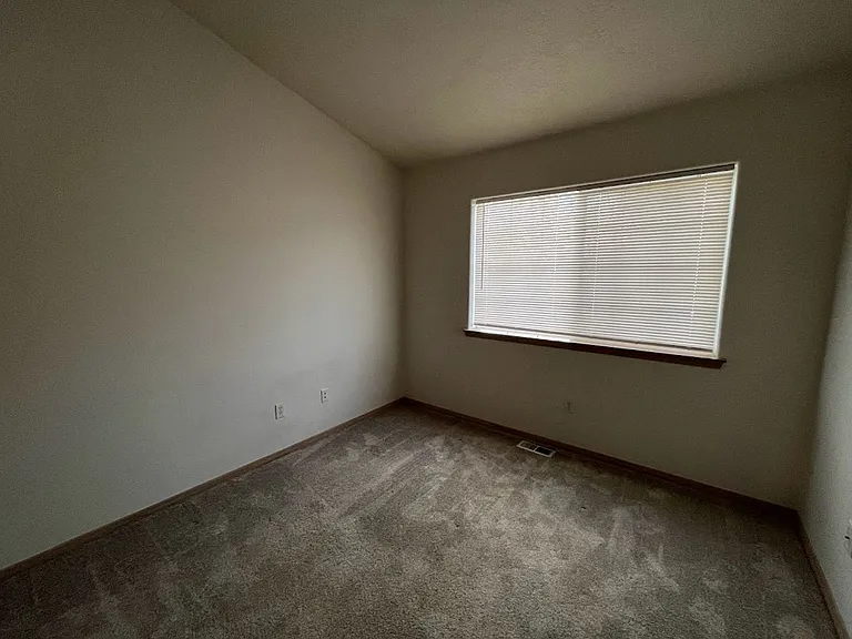 14314 SE Princeton Village Way — Photo 12