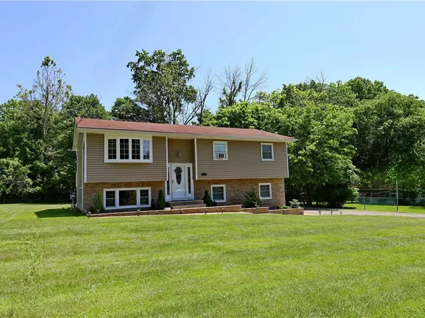32 Lakeland Avenue, Congers, NY 10920