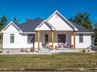 96 Ledgewood Lane, Brownfield, ME 04010