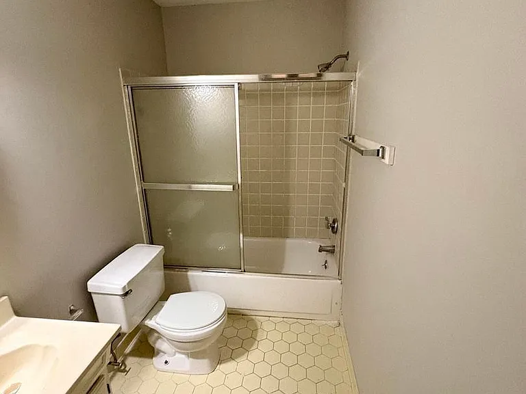 4609 Grinding Stone Dr #D — Photo 10