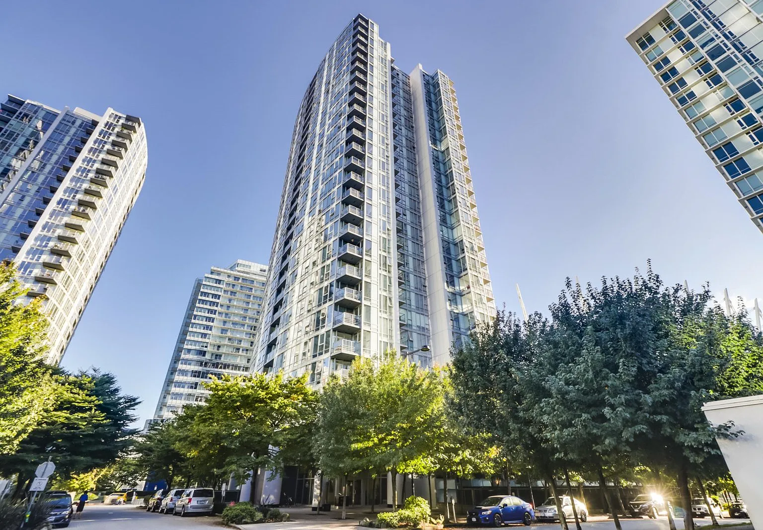1 bed, 563 sqft, $2,500 — Photo 1