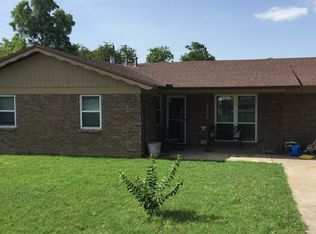 8428 Ronnie St, White Settlement, TX 76108