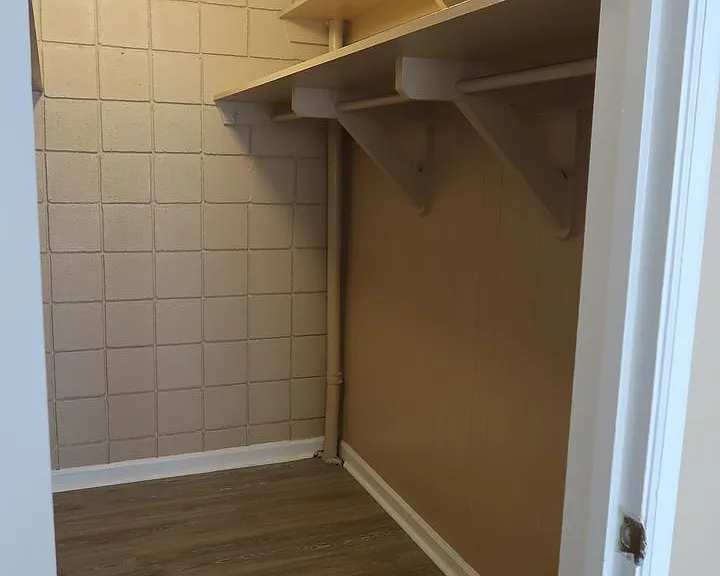 2749 Sullins St #204 — Photo 7