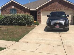 1100 Flatwater Trl, Crowley, TX 76036